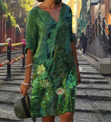 "Elegantes Damen Freizeitkleid, bequem und stilvoll, ideal für jeden Anlass, in hochwertigen Stoffen, schlichtes Design"