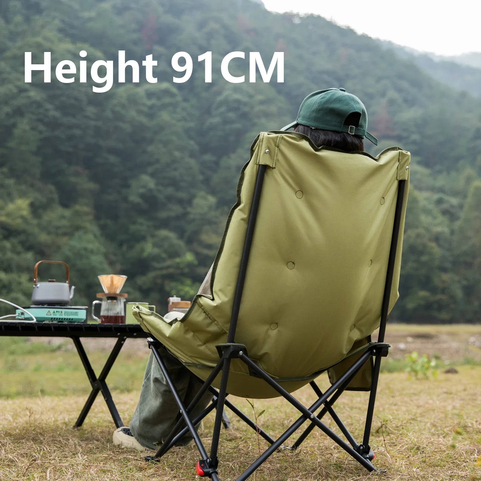 "Faltbarer Mondstuhl für Camping, komfortabel mit weichem Sitz, verstellbarer Rückenlehne, leicht und robust, ideal outdoor."