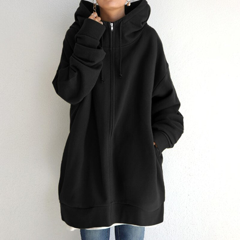 Gemütlicher Oversize Winter Hoodie für Damen, beige, passend zu Jeans, ideal für kalte Tage, komfortabel und stilvoll.