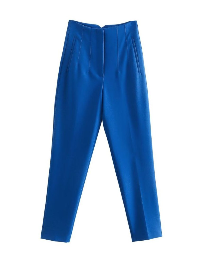 "Knitterfreie Damenhose in Schwarz, eleganter klassischer Schnitt, hochwertiges Material, für Büro und Abendveranstaltungen."