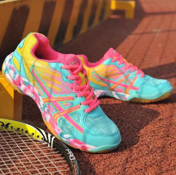 "Lila orthopädische Tennisschuhe für Damen, Stoßdämpfung, atmungsaktiv, maximaler Komfort und Schutz, Tennisleistung."