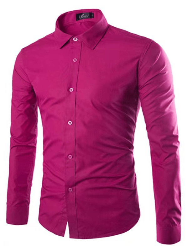 "Lässiges, bügelfreies Slim Fit Herrenhemd aus komfortablem Material, ideal für elegantes und vielseitiges Styling."
