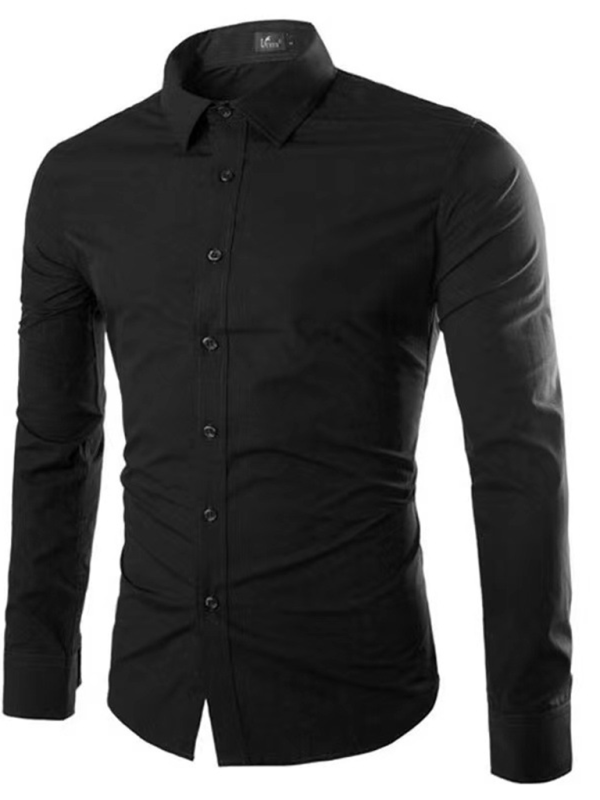 "Lässiges, bügelfreies Slim Fit Herrenhemd aus komfortablem Material, ideal für elegantes und vielseitiges Styling."