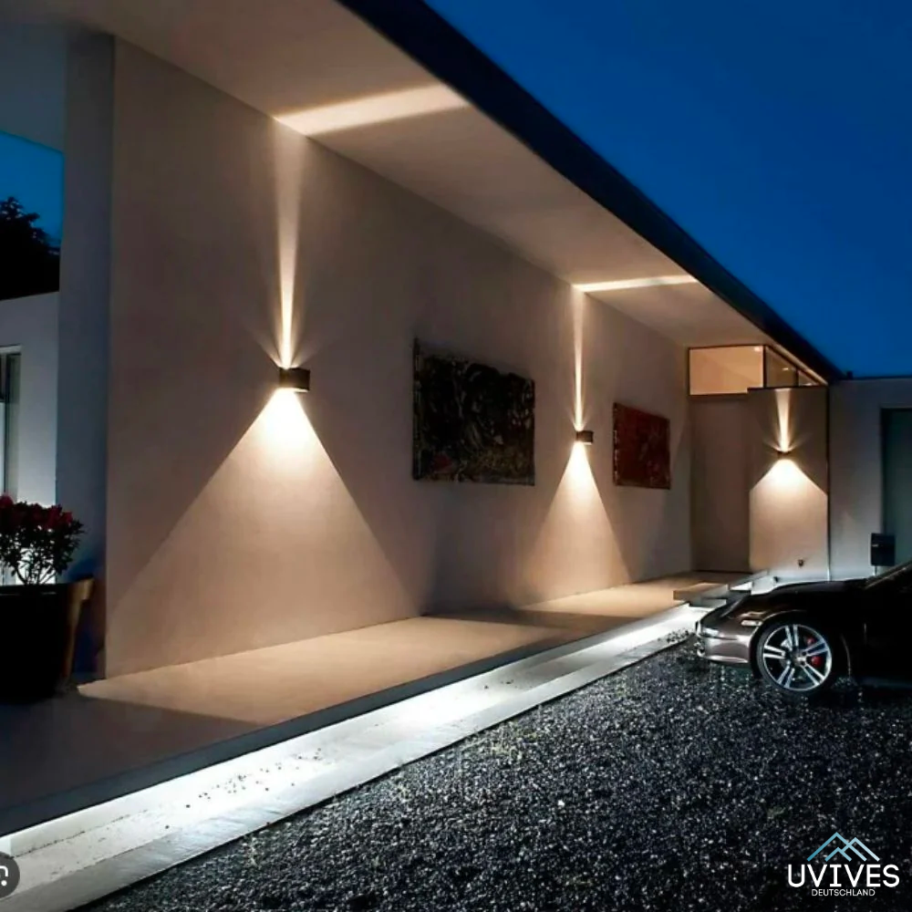 "Moderne kabellose Wandlampe in Würfelform mit warmem Licht, luxuriöses Design, einfache Installation für stilvolle Beleuchtu