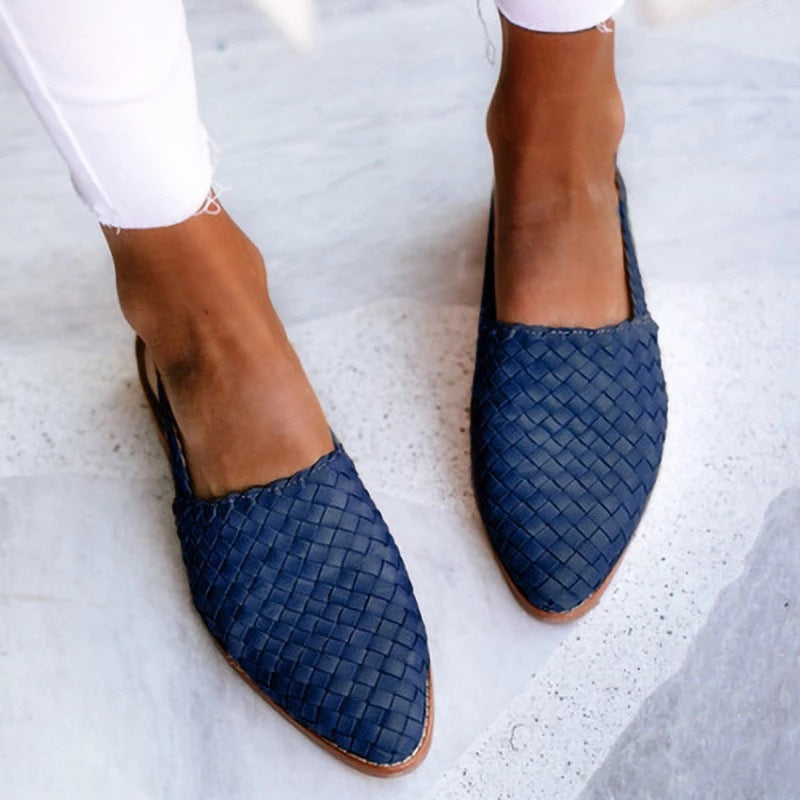 "Orthopädische Damenschuhe mit Fußgewölbeunterstützung, in diversen Farben, bieten maximalen Komfort und Stabilität."