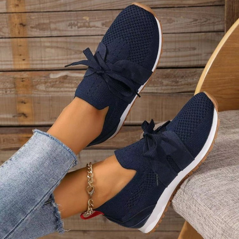 Orthopädische Mesh-Sneakers für Damen, weiß, mit fortschrittlicher Dämpfung, große Sohle für Komfort und Stabilität.