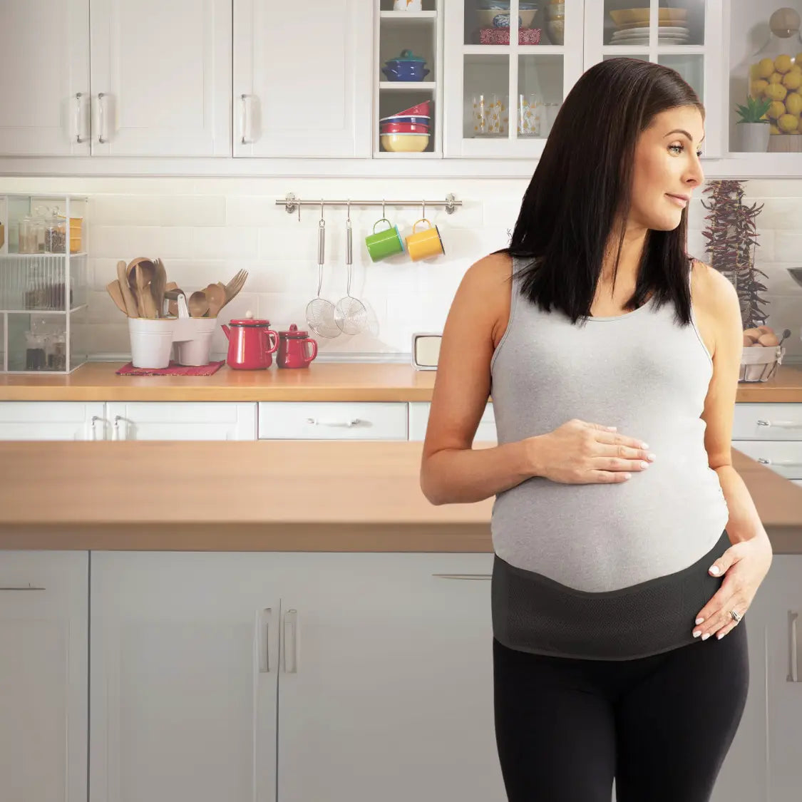 "Orthopädischer Schwangerschaftsgurt beige, stützend für Rücken und Becken, atmungsaktiv, ideal für Schwangerschaft."