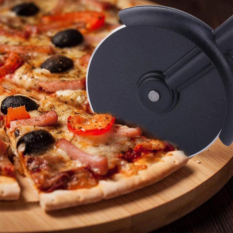 "RollCut Fahrrad-Pizzaschneider mit Edelstahlklingen und einzigartigem Design, farbenfrohes Mini-Fahrrad-Look."