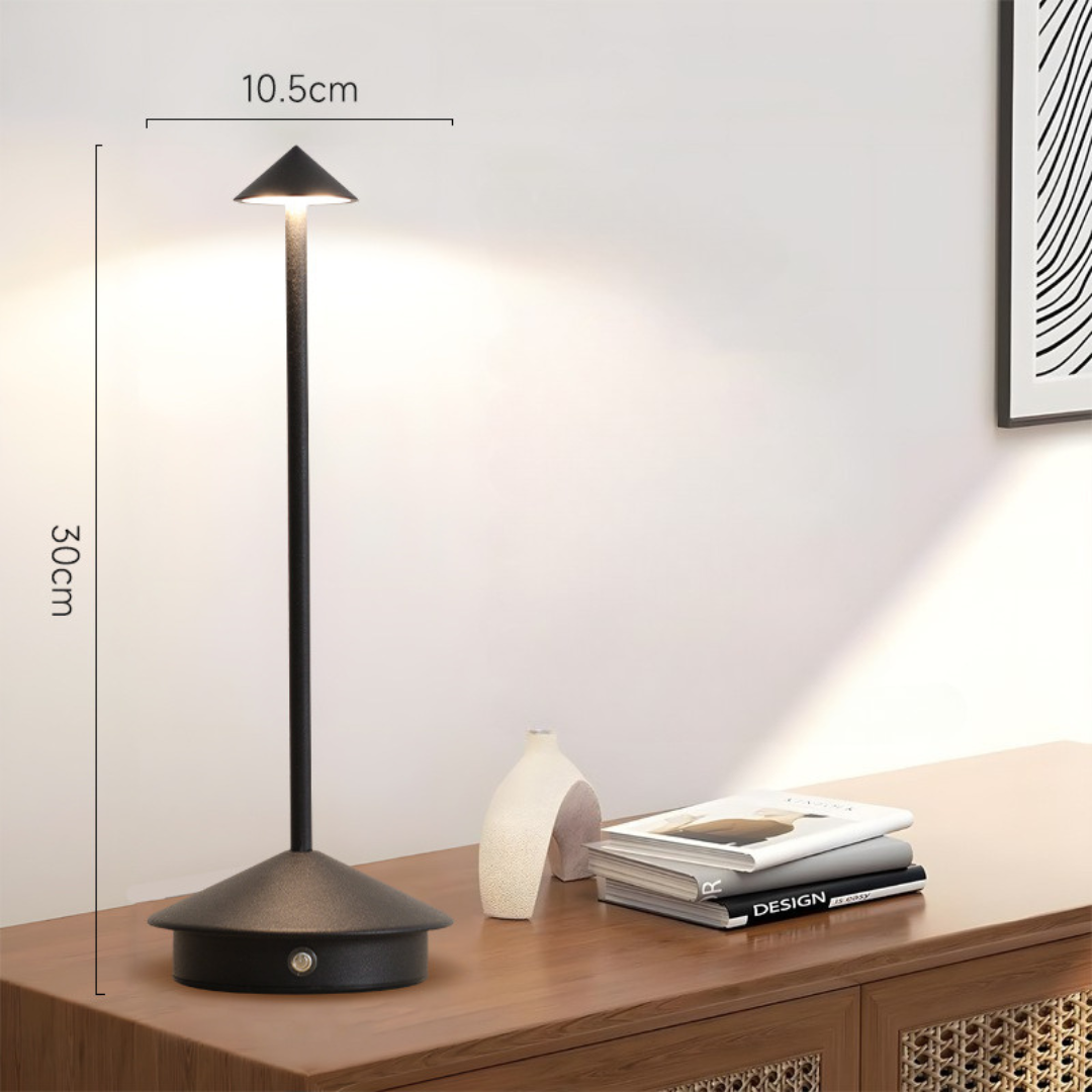 "Stilvolle kabellose LED Tischlampe, elegant schlankes Design, dimmbares Touch-Licht, ideal für jede Raumdekoration."
