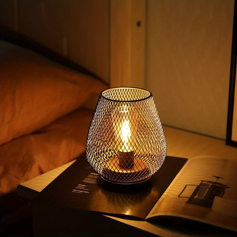 "Stilvolle, kabellose LED-Laterne mit warmweißem Licht, geeignet für drinnen und draußen, robust und wetterfest."
