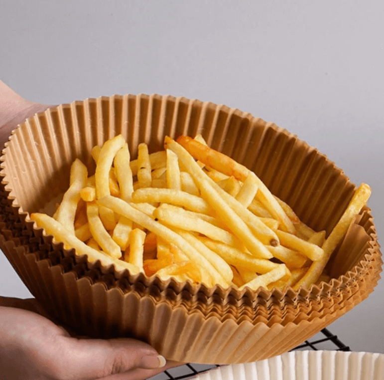 Praktisk bakepapir til airfryere, ingen mat fester seg (50 stk.)