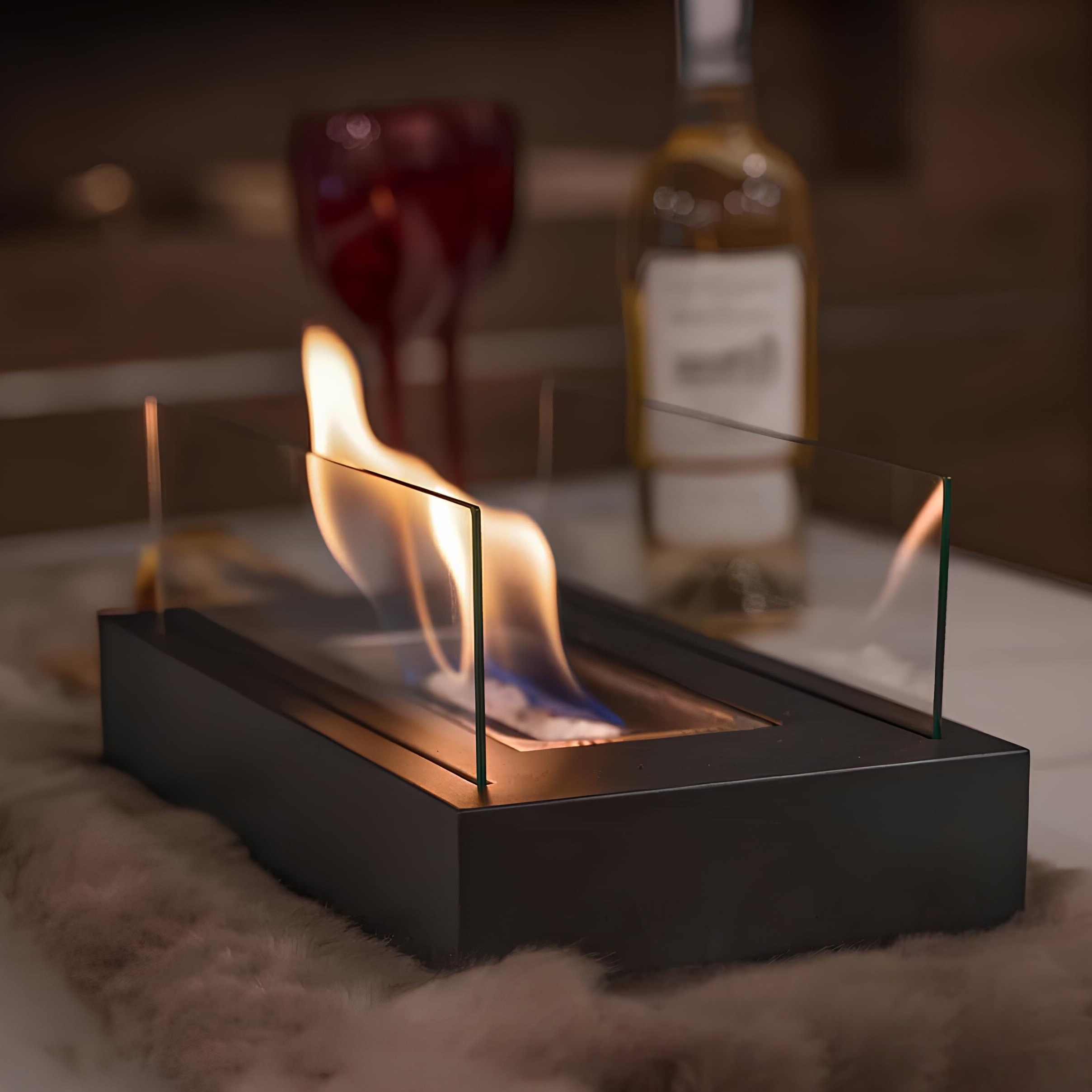 Stilren bioetanolpeis for innendørs bruk. Perfekt for hygge og dekorasjon i stuen. Ren flamme.