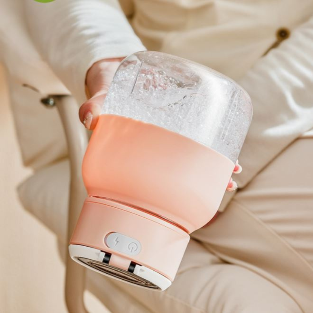 Praktisk kjøkkenutstyr: bærbar juicer & blender. Lag sunne, friske smoothies og juice for hele familien hver dag.