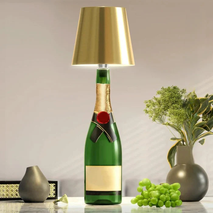 Trådløs leselampe; oppladbar LED-lampe med justerbar lysstyrke, ideell for koselige kvelder.