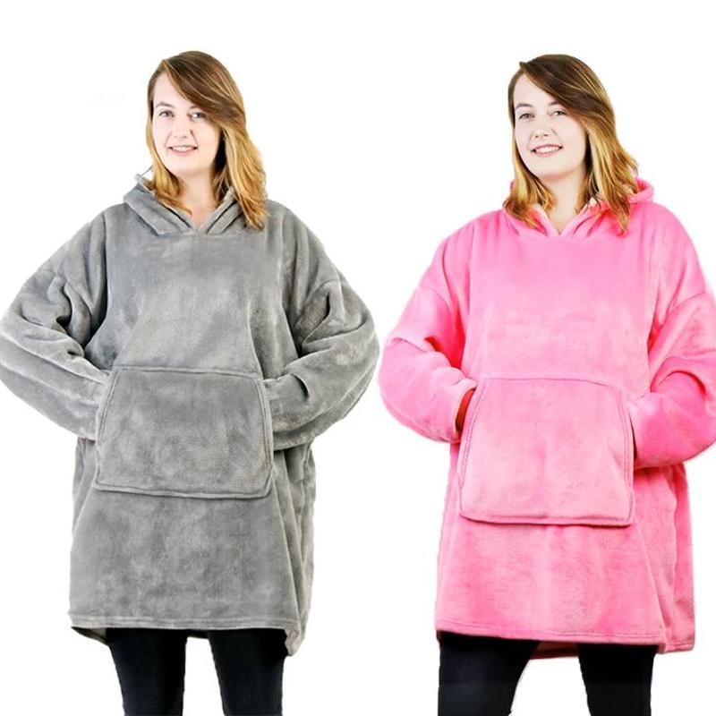 Varmt bærbart teppe med ermer for kvinner, i deilig sherpa for maksimal komfort.