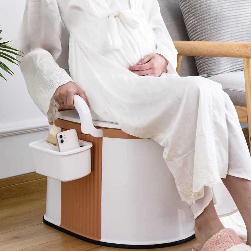 Unisex bærbart reise-/campingtoalett. Ergonomisk design for optimal komfort og enkel transport.