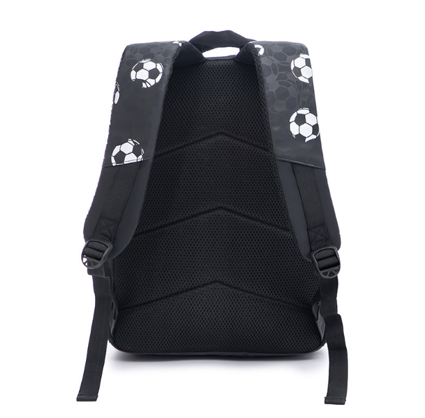Komfortabel fotball skolesekk for barn, med justerbare stropper for optimal passform. Ergonomisk barnesekk.