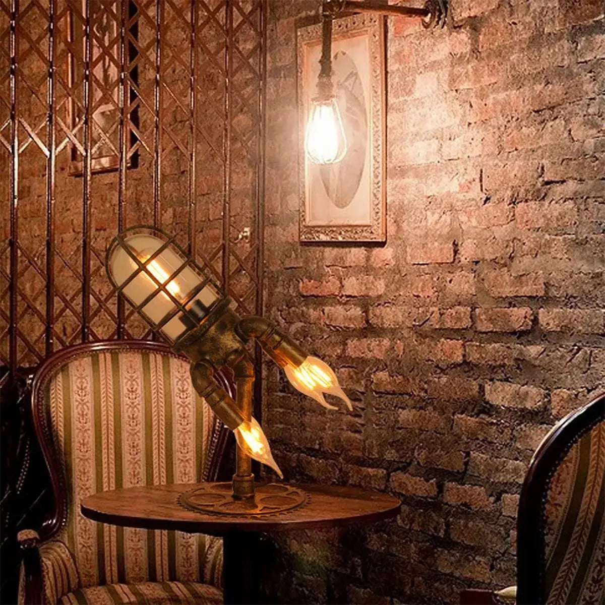 Inspirerende Steampunk Rakettlampe, en industriell bordlampe for barn, perfekt som nattlys.