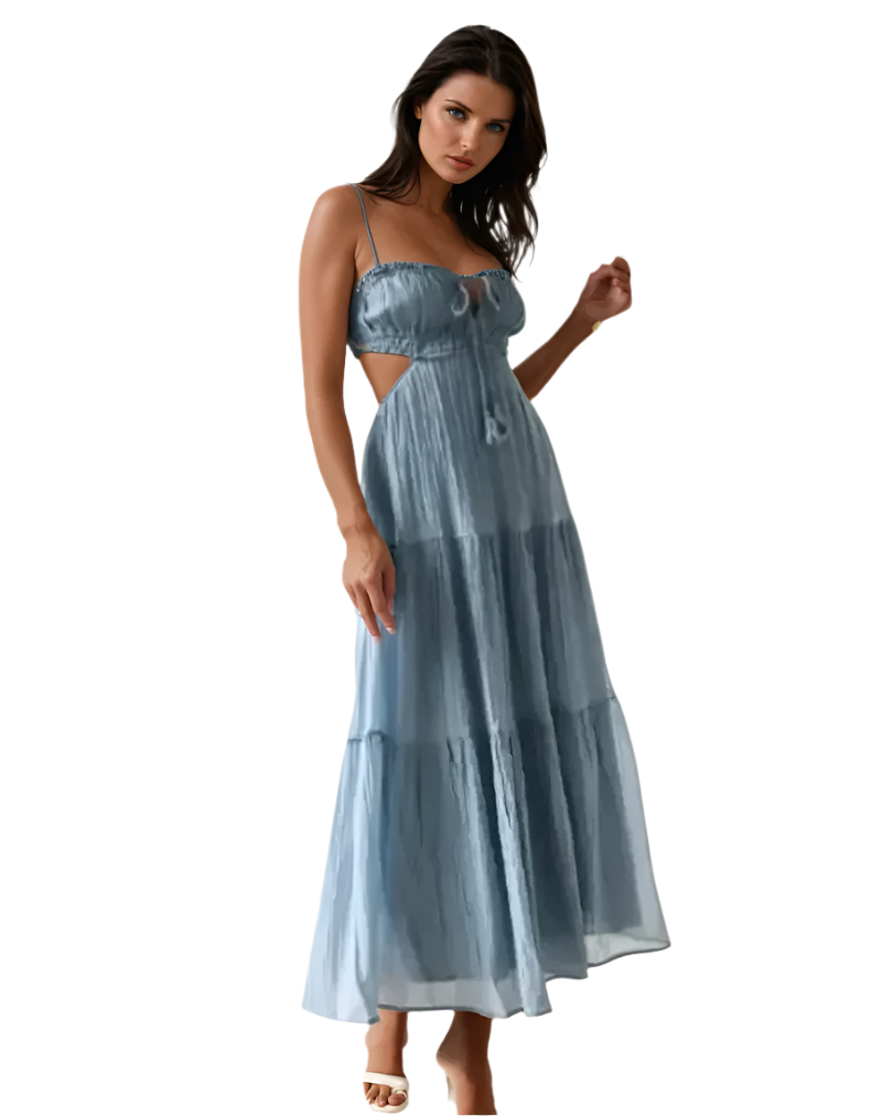 Boho chic maxikjole med lekne utskjæringer for kvinner, perfekt for sommer og strand.