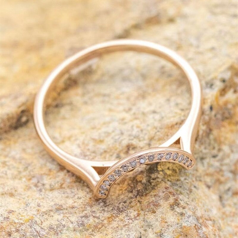 Vakker dame ring, bohemsk design, hudvennlig og holdbart smykke.