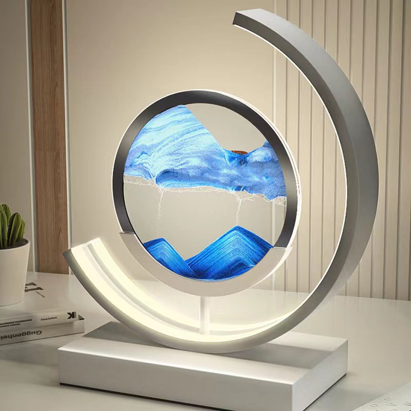 Interiørdekor: Bordlampe med 3D sandkunst, ideell som gave eller til kontoret.