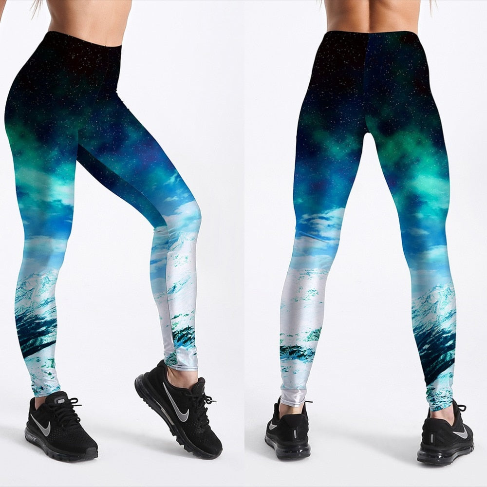 Dame leggings med detaljert galakse mønster og 3D-effekt. Et unikt plagg for den motebevisste.