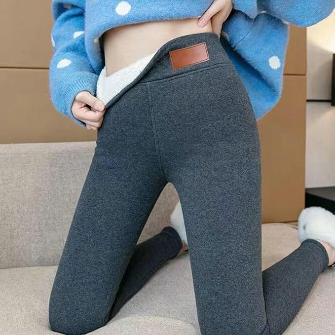 Flatterende dame leggings i grått for vinteren. Gir god varme og en stilfull høy midje.