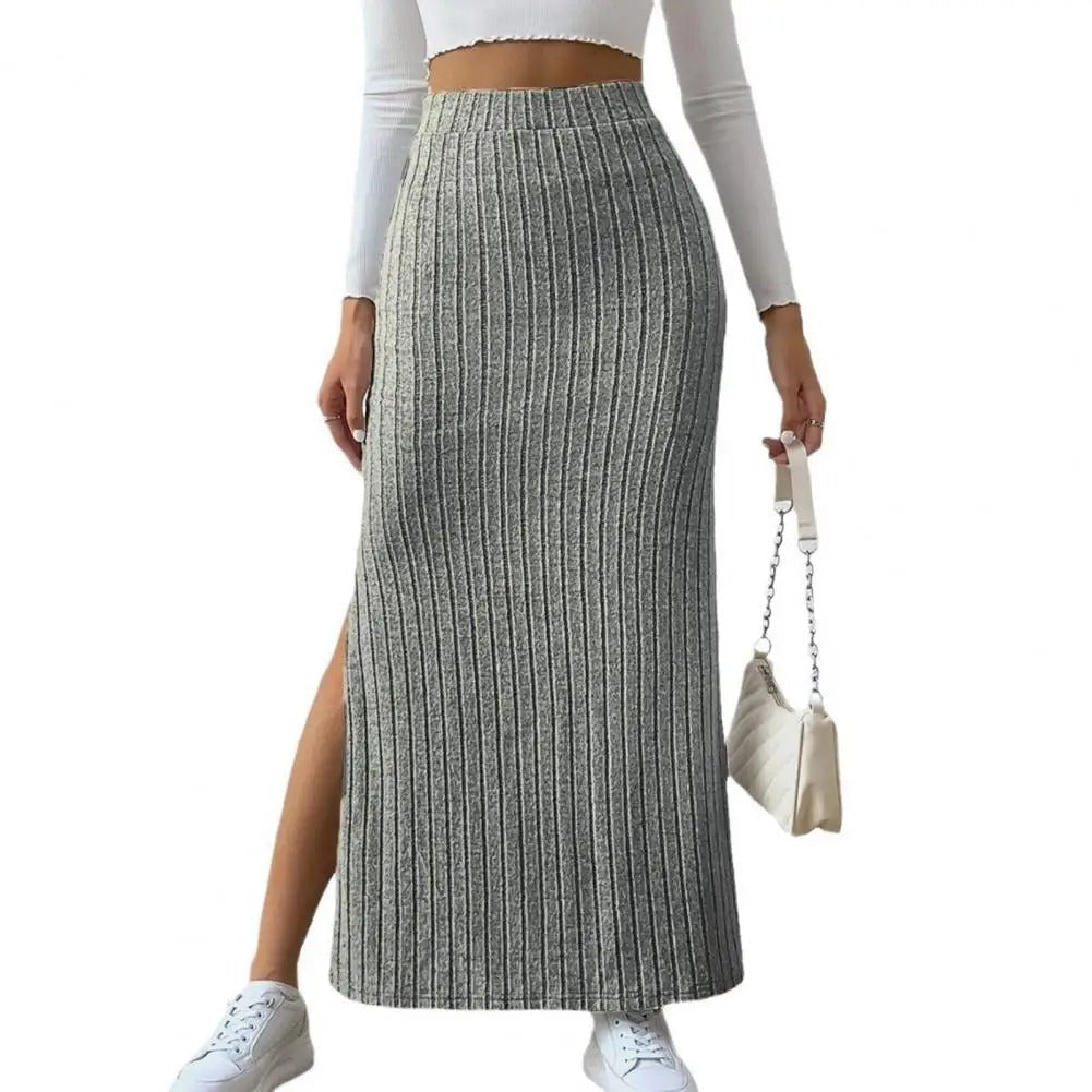 Elegant hverdagsskjørt, et komfortabelt maxiskjørt med slim fit.