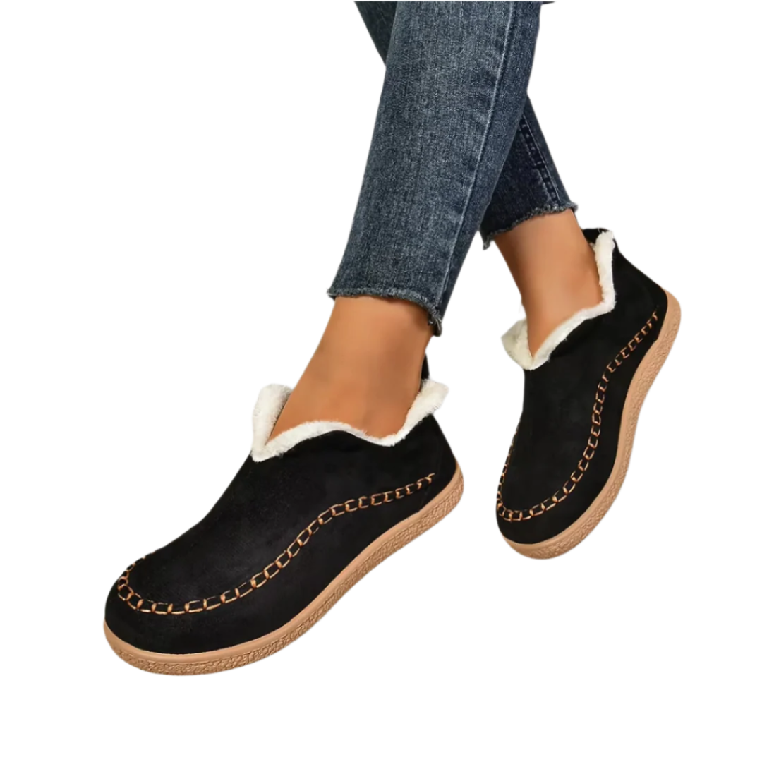 Dame slip-on tøfler med myk komfort og sklisikker såle, ideell for hjemmebruk.