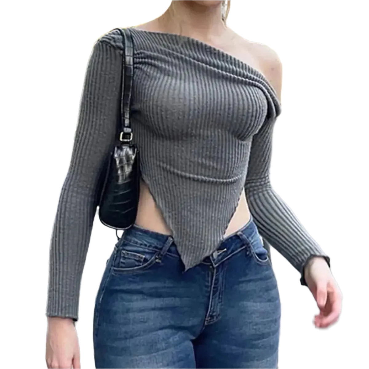 Damegenser med asymmetrisk ribbet design i strikk. Komfortabel og trendy genser for kvinner, perfekt for vintermote.