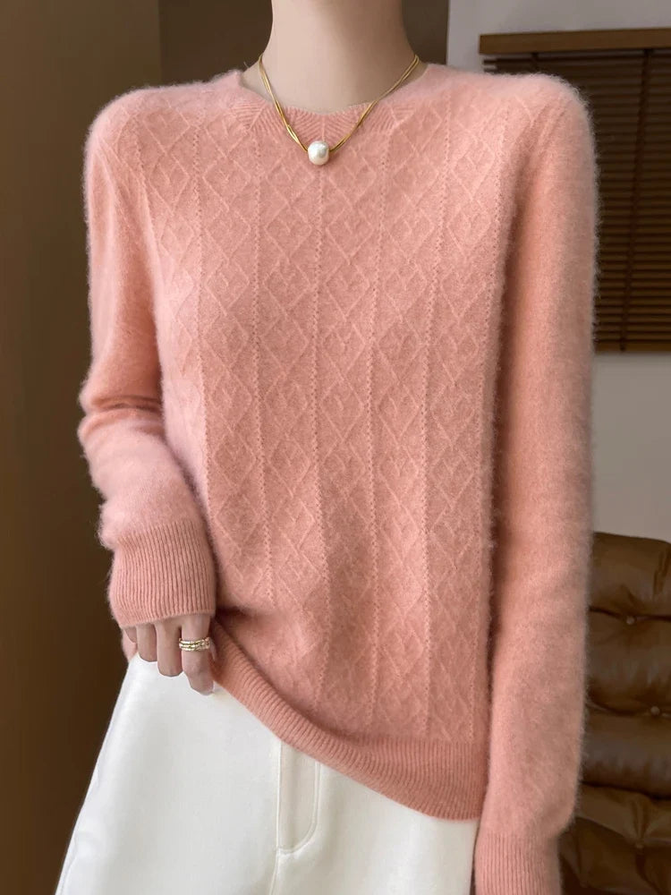 Stilfull damegenser rund hals, ideell for en elegant hverdagslook eller fest.
