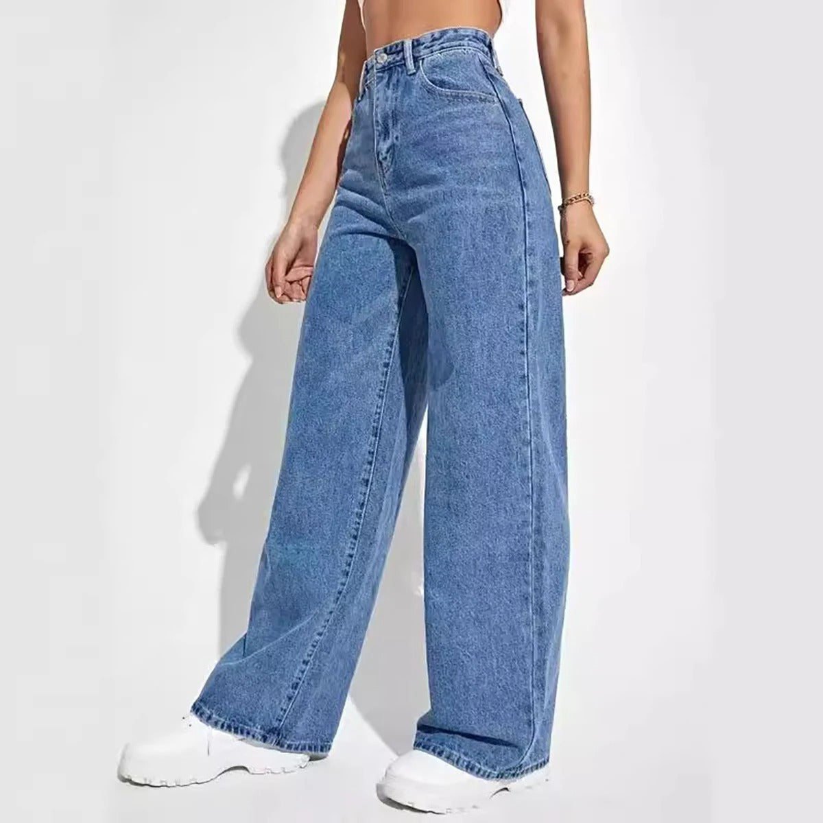 Stilrene damejeans med vide ben, ideelle for en moderne og casual hverdagslook. Høy midje gir god passform.