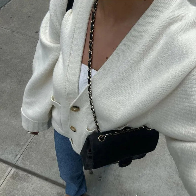 Eleganter Damen Strickpullover mit V-Ausschnitt und langen Ärmeln, praktische Taschen