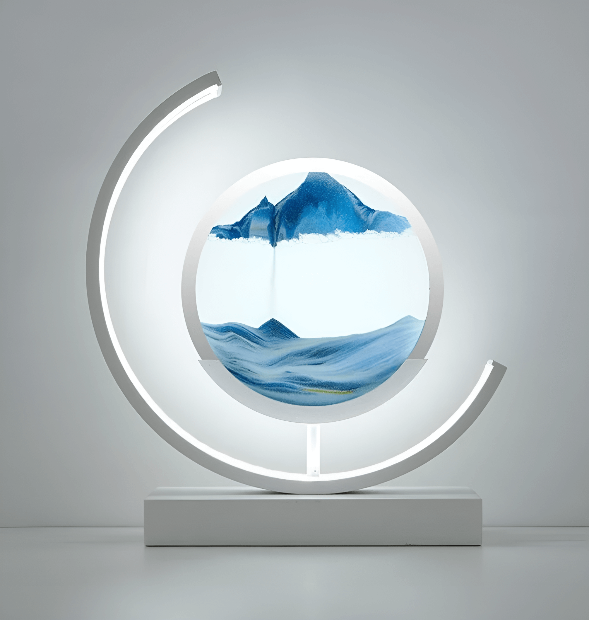 Magisk LED-timeglasslampe med flytende sand. En kunstnerisk gave som skaper beroligende atmosfære.
