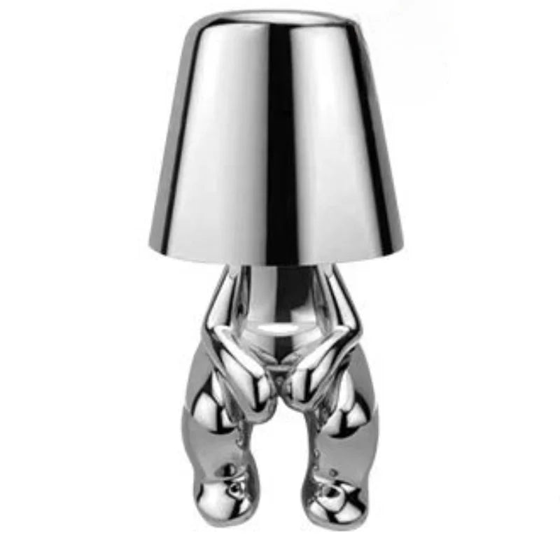 Minimalistisk LED bordlampe, dimmbar. Perfekt for skrivebord eller som aksentlys.