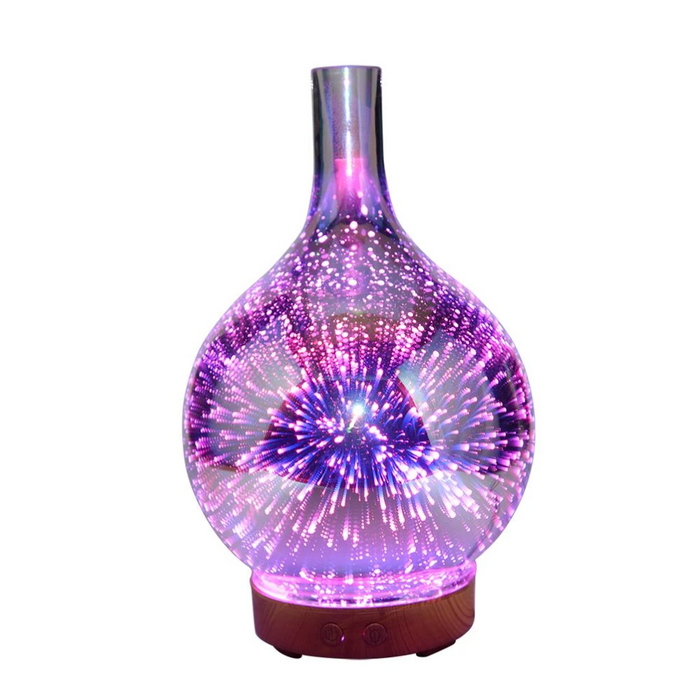 Nærbilde av elegant 3D glassvase aroma diffusor med LED lys, til aromaterapi i hjemmet.