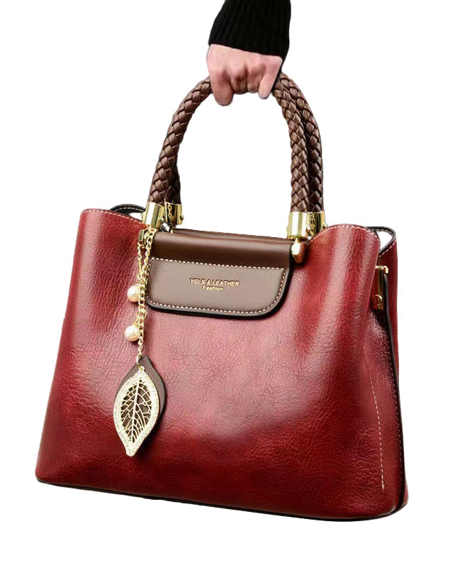 Elegant allsidig toteveske for kvinner. Romslig dameveske med glidelås, perfekt for hverdag og mote.