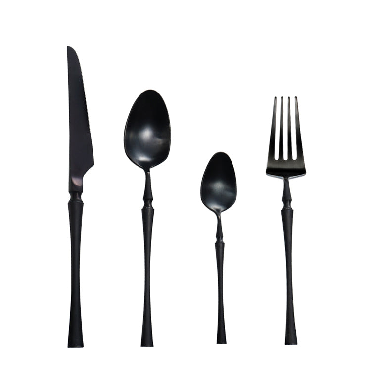 Elegant bestikksett 24 deler i rustfritt stål, perfekt for stilfull borddekking og servering.