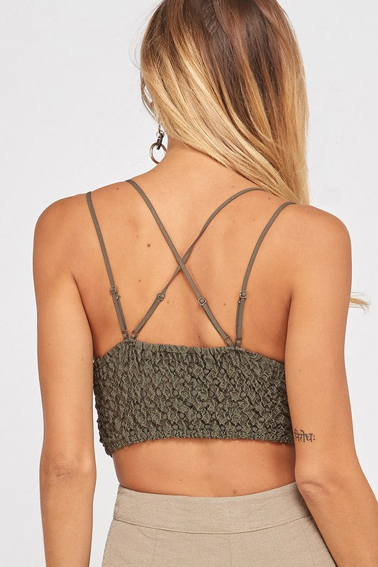 Blonde bralette for kvinner med elegant design og doble stropper; komfortabelt, justerbart undertøy.