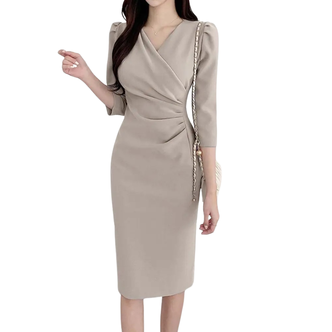 Elegant bodycon kjole til kvinner, V-hals design, knelang og ermeløs sommerkjole. Perfekt for fest og hverdag.