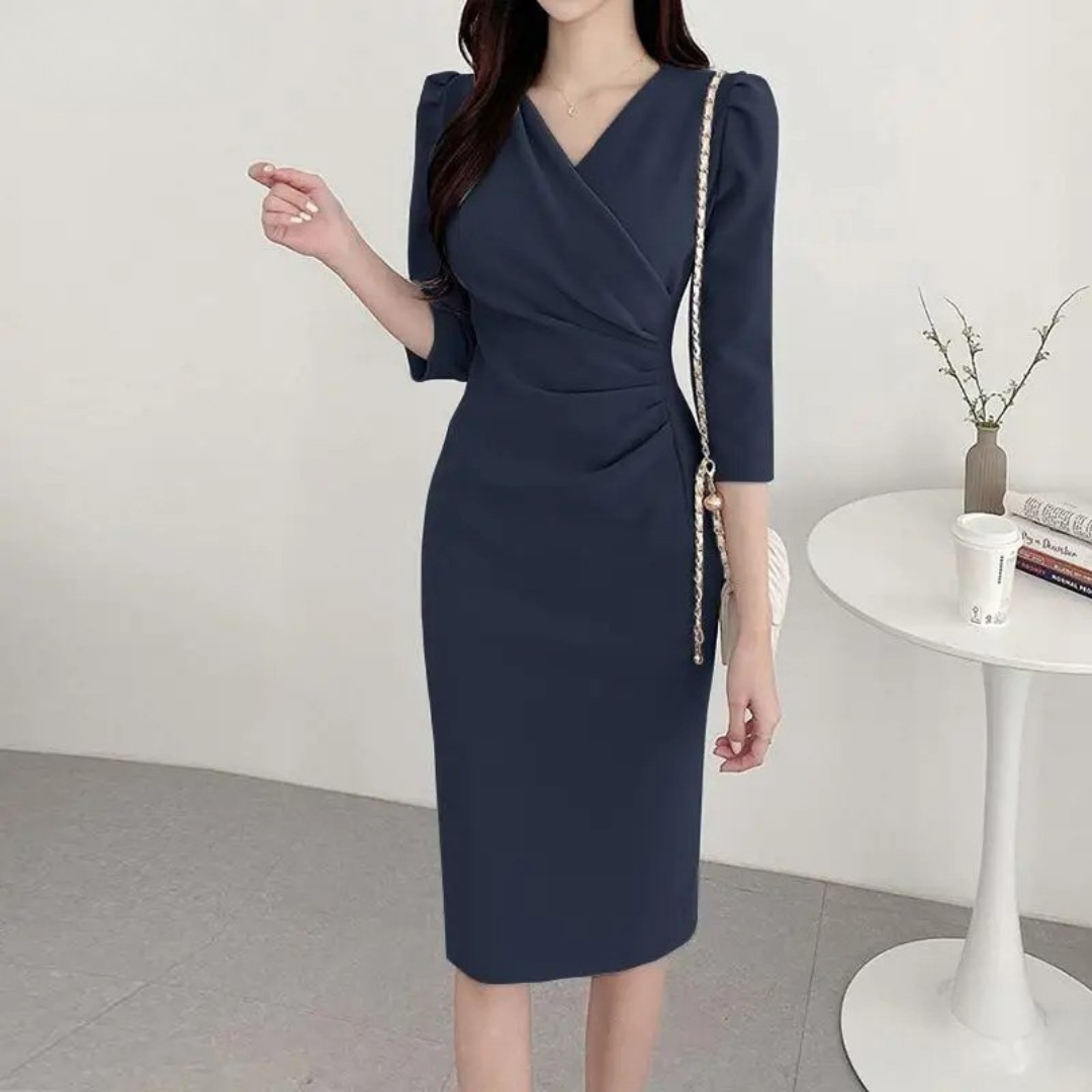 Sommerkjole for kvinner, elegant bodycon med dyp V-hals, knelang og ermeløs. Passer til fest.