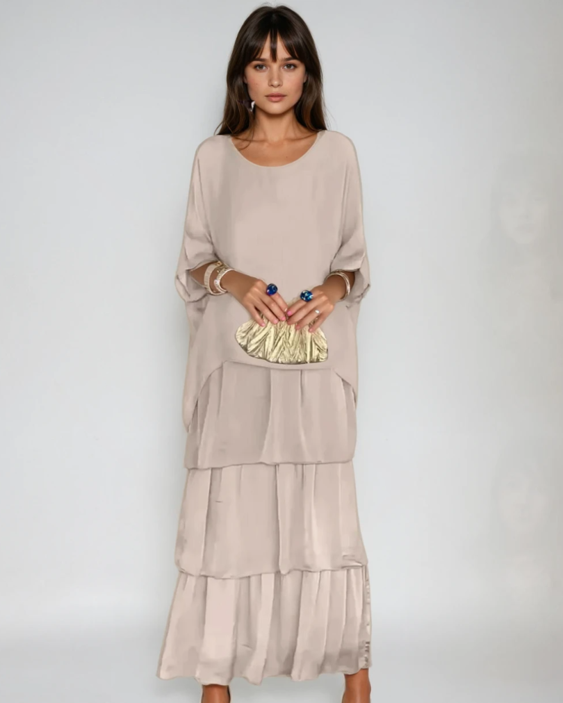 Dame elegant casual kjole, perfekt for både fest og hverdagsbruk, med tidløs mote og komfort.