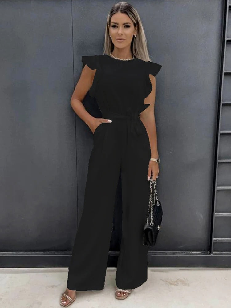 Trendy dame jumpsuit med volangermer og vide ben, klar for både fest og hverdagsbruk.