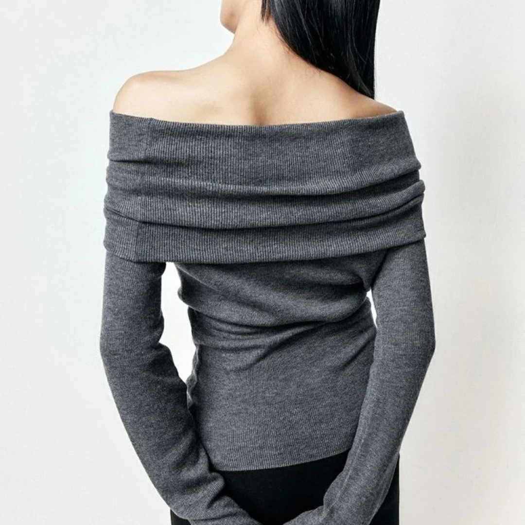 Komfortabel langermet dametopp med off-shoulder slash neck stil, ideell for en avslappet hverdag.