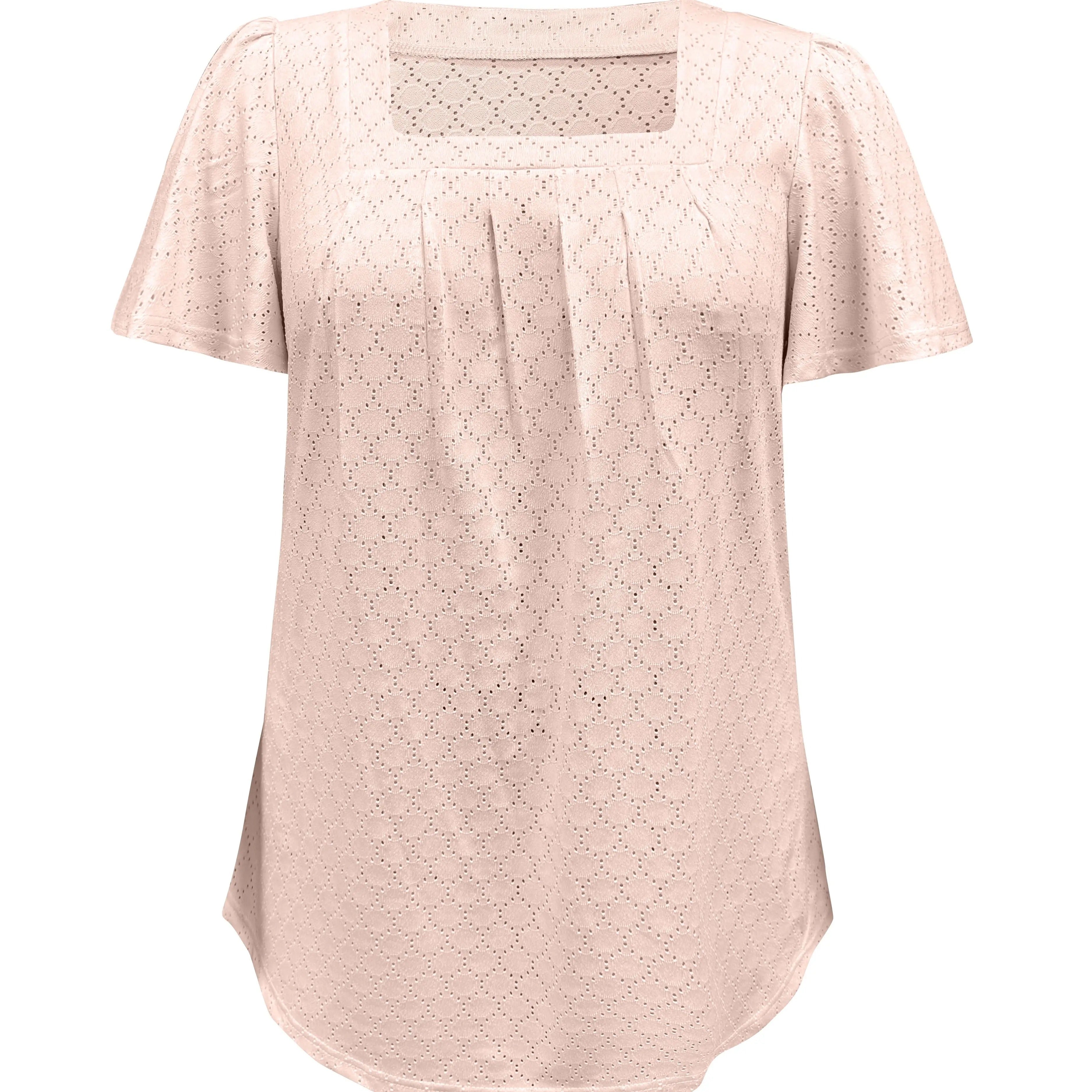 Lett og elegant sommerbluse med volanger og feminine hulldetaljer. Langermet damebluse, ideell for varme dager.