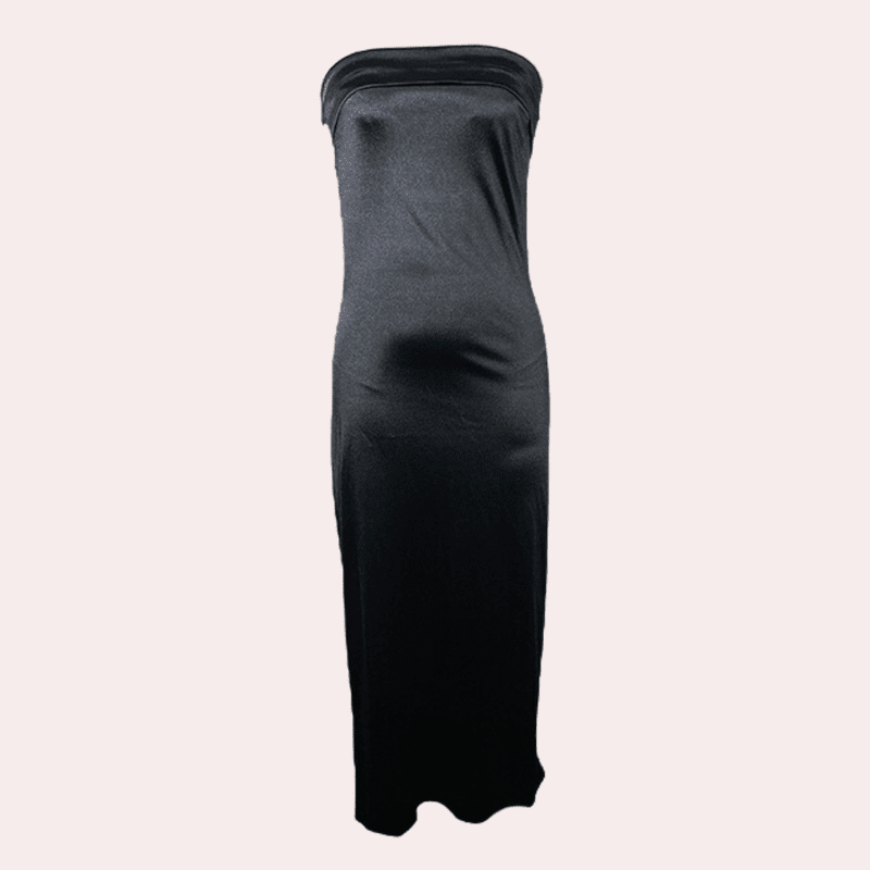 Komfortabel og allsidig kvinnekjole, perfekt for elegante anledninger.