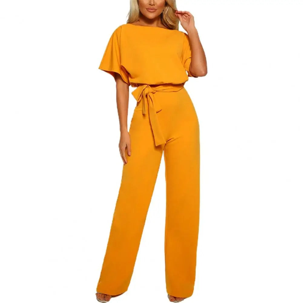 Elegant figurnær jumpsuit for kvinner, perfekt for kontor og formelle anledninger.