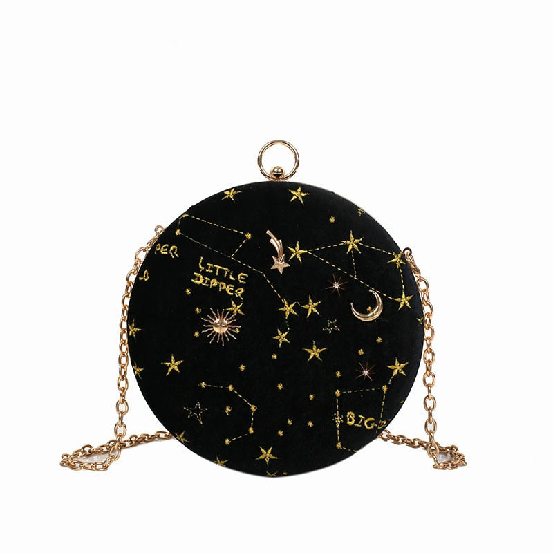 Myk fløyels crossbody-veske med stjernemotiv, ideell som festveske eller hverdagstilbehør for kvinner.