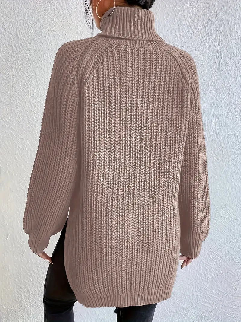 Damegenser, høyhalset, for lag-på-lag. Allsidig strikkegenser for hverdag eller elegant antrekk.