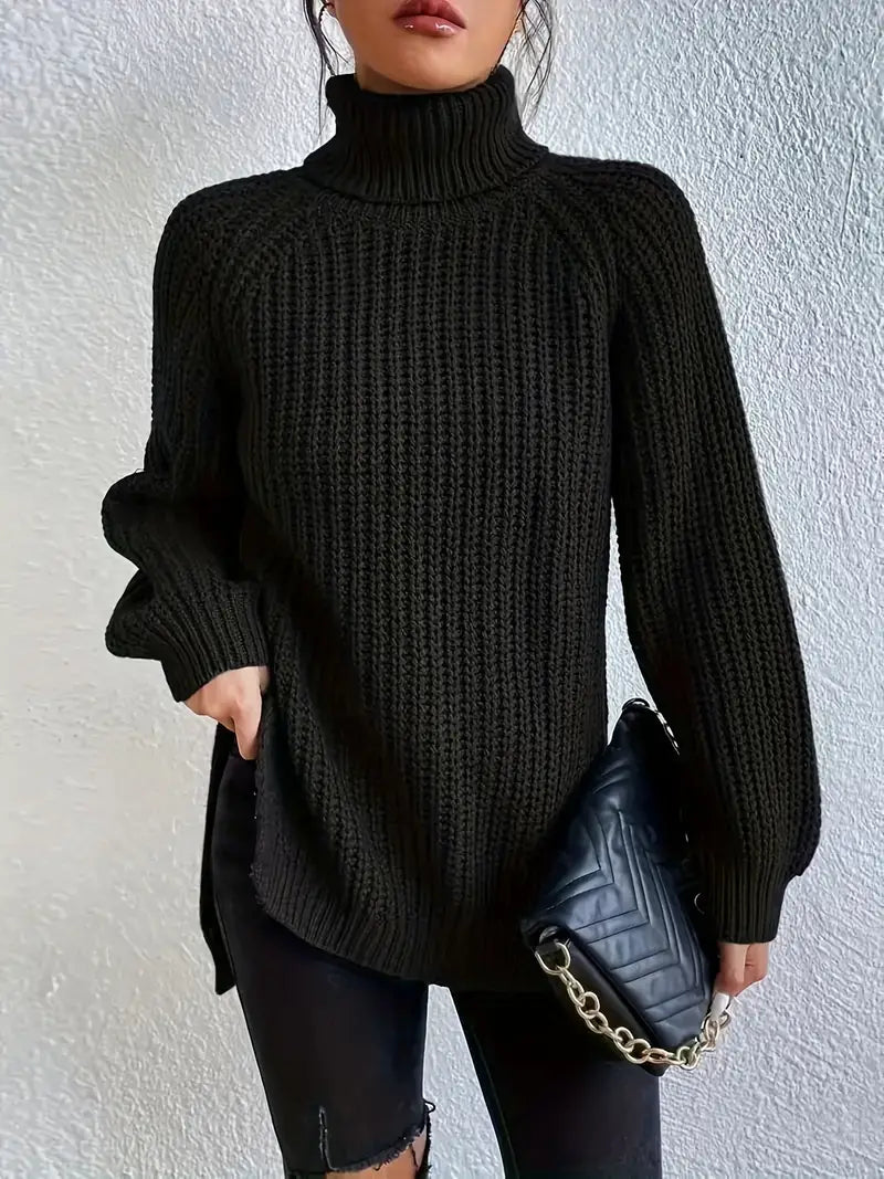 Komfortabel, varm strikkegenser for dame med høy hals. Myk turtleneck, ideell for kalde dager.